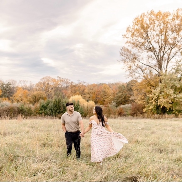 Alamour The Label White & Pink Dress used to Engagement Pictures - Picture 5 of 7